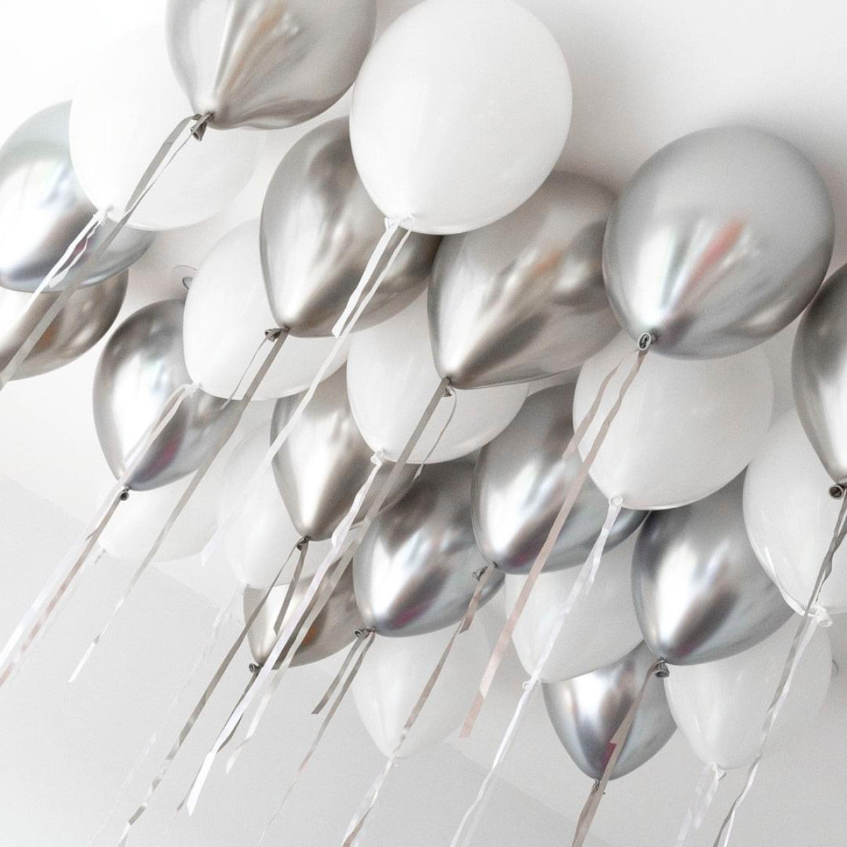 Snowy Chrome Silver & White Party Helium Balloons - 25count