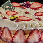 STRAWBERRY & CREAM Cakes Half Kg. PRE ORDER 1day