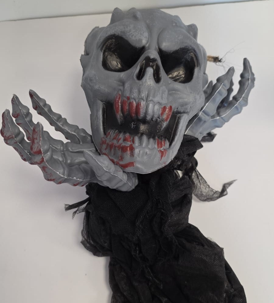 HANGING DEMON - Black